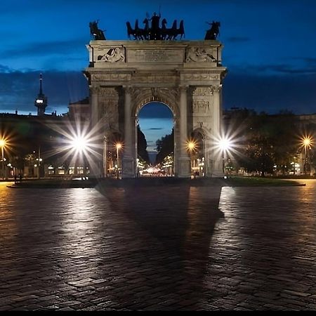 דירות מילאנו Arco Della Pace Corso Sempione 12 מראה חיצוני תמונה